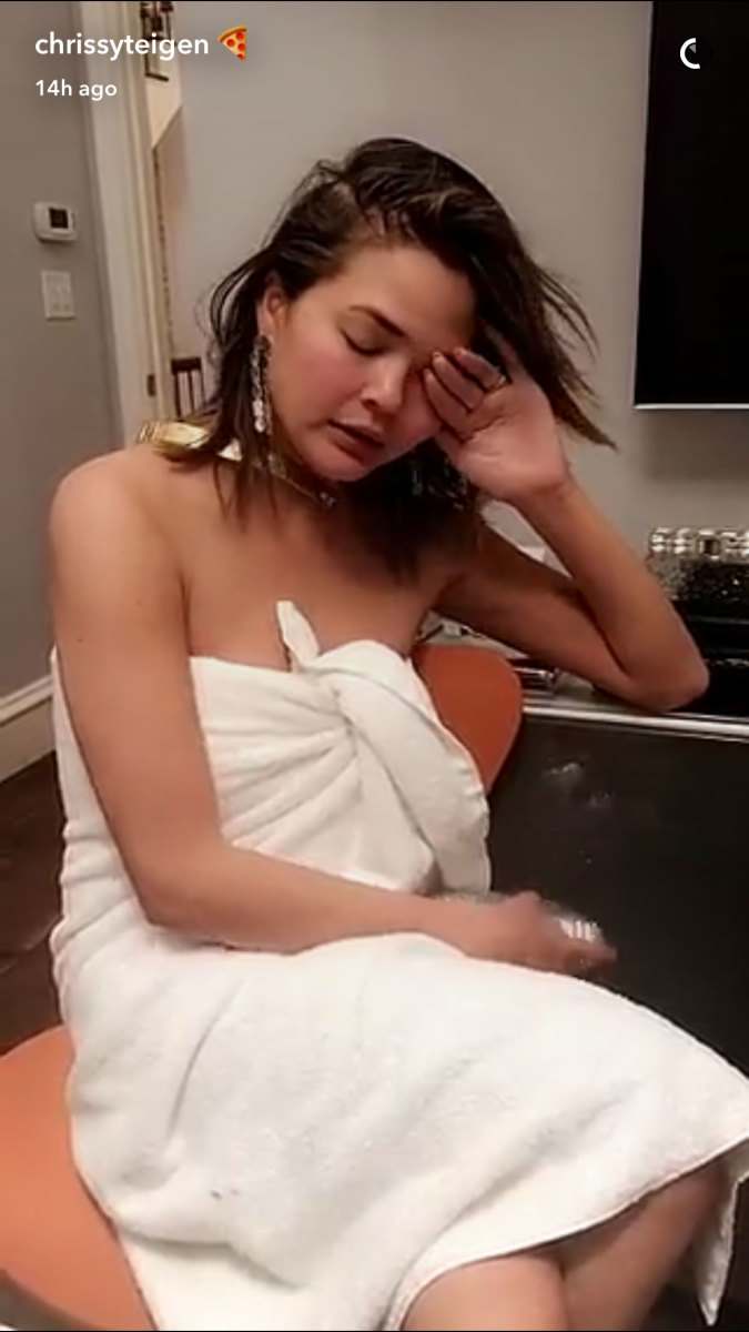 chrissy-teigen-snapchat-1.jpg